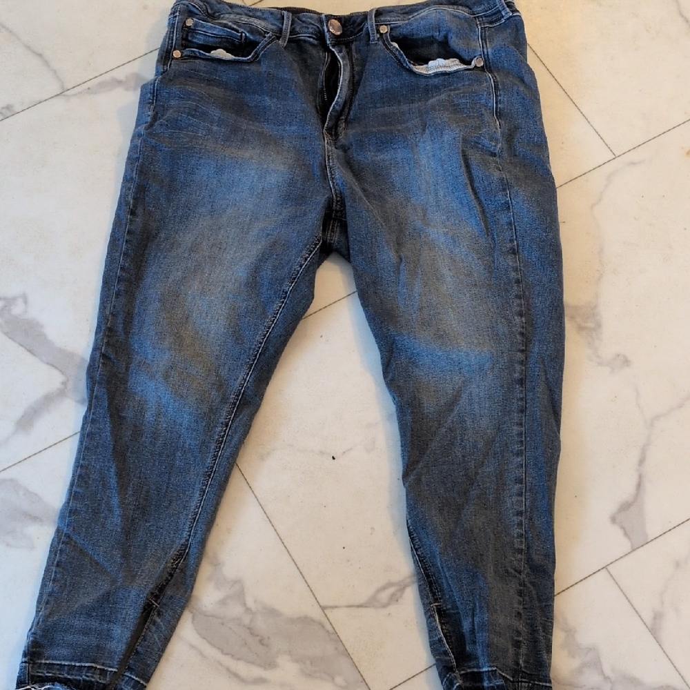 Seven7 Straight Blue Women's Jeans Distressed Hems 18